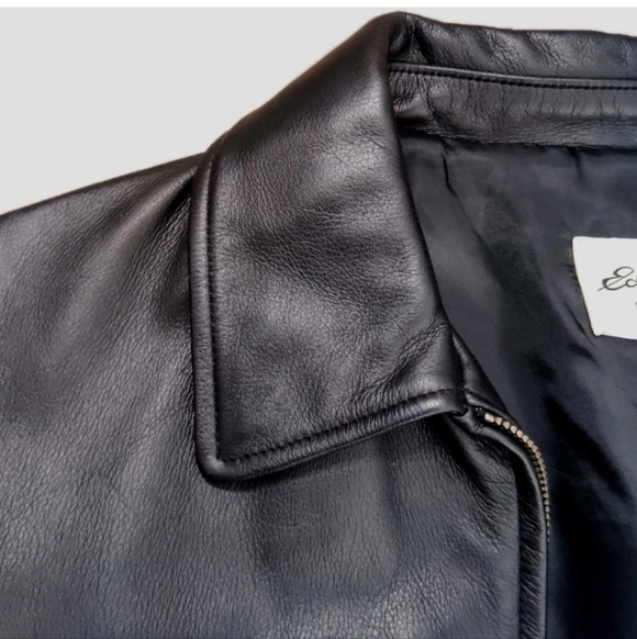 Eddie Bauer Women's Leather Jacket Size L. - Picture 9 of 11